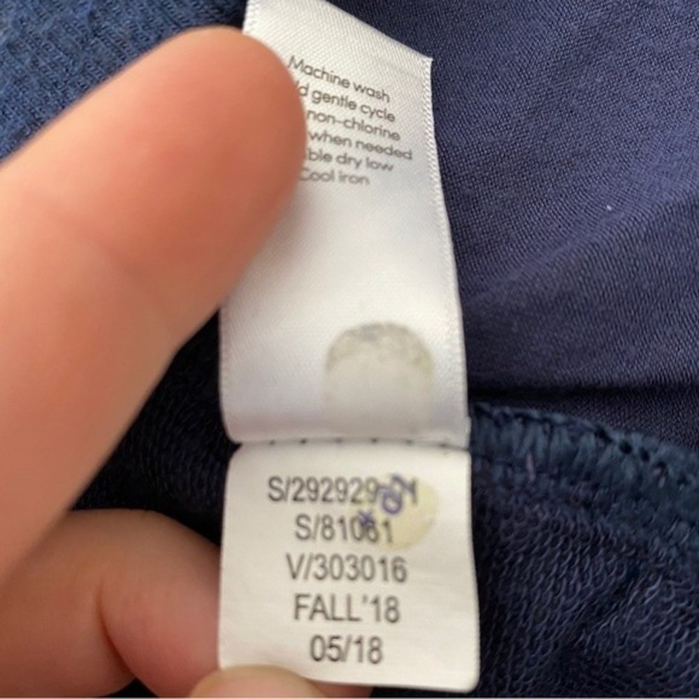 Athleta Breathe Shortie Shorts Super Soft Navy Blue Size XL - Picture 7 of 7